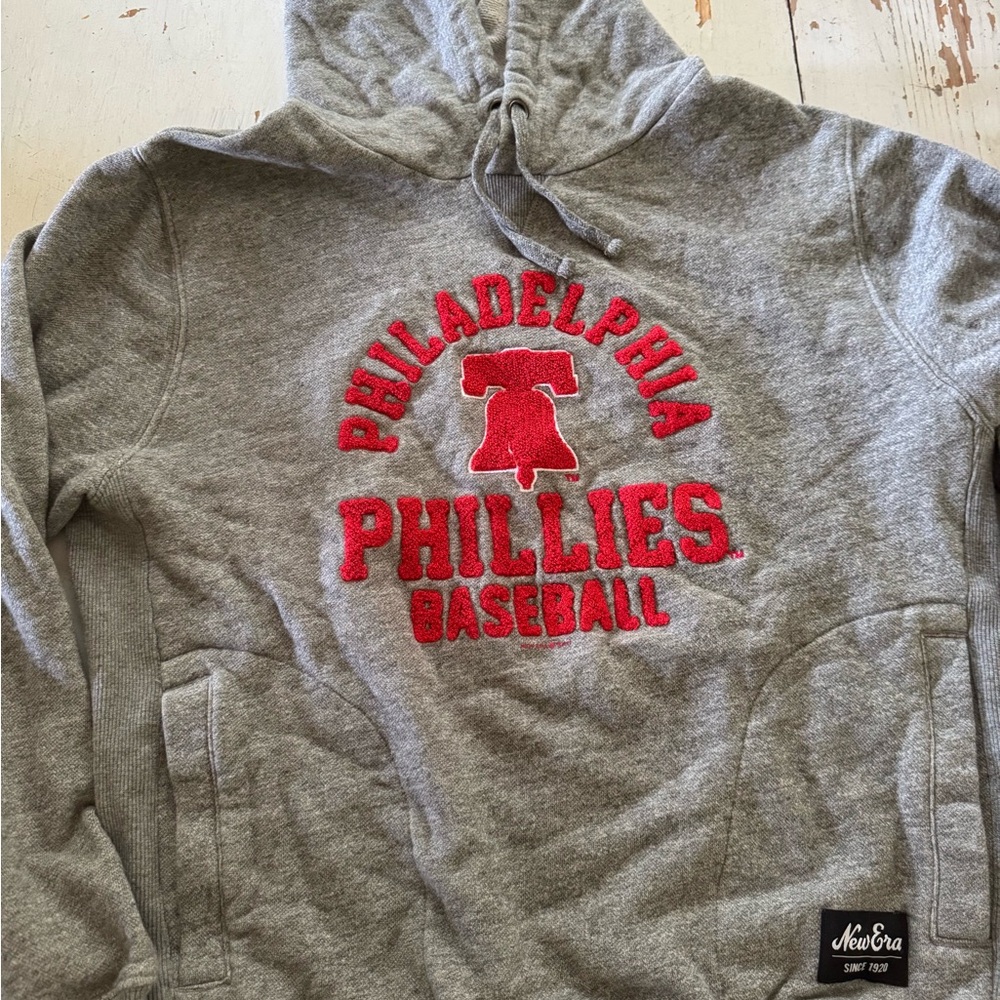Philadelphia Phillies Gray Hoodie New Era size large